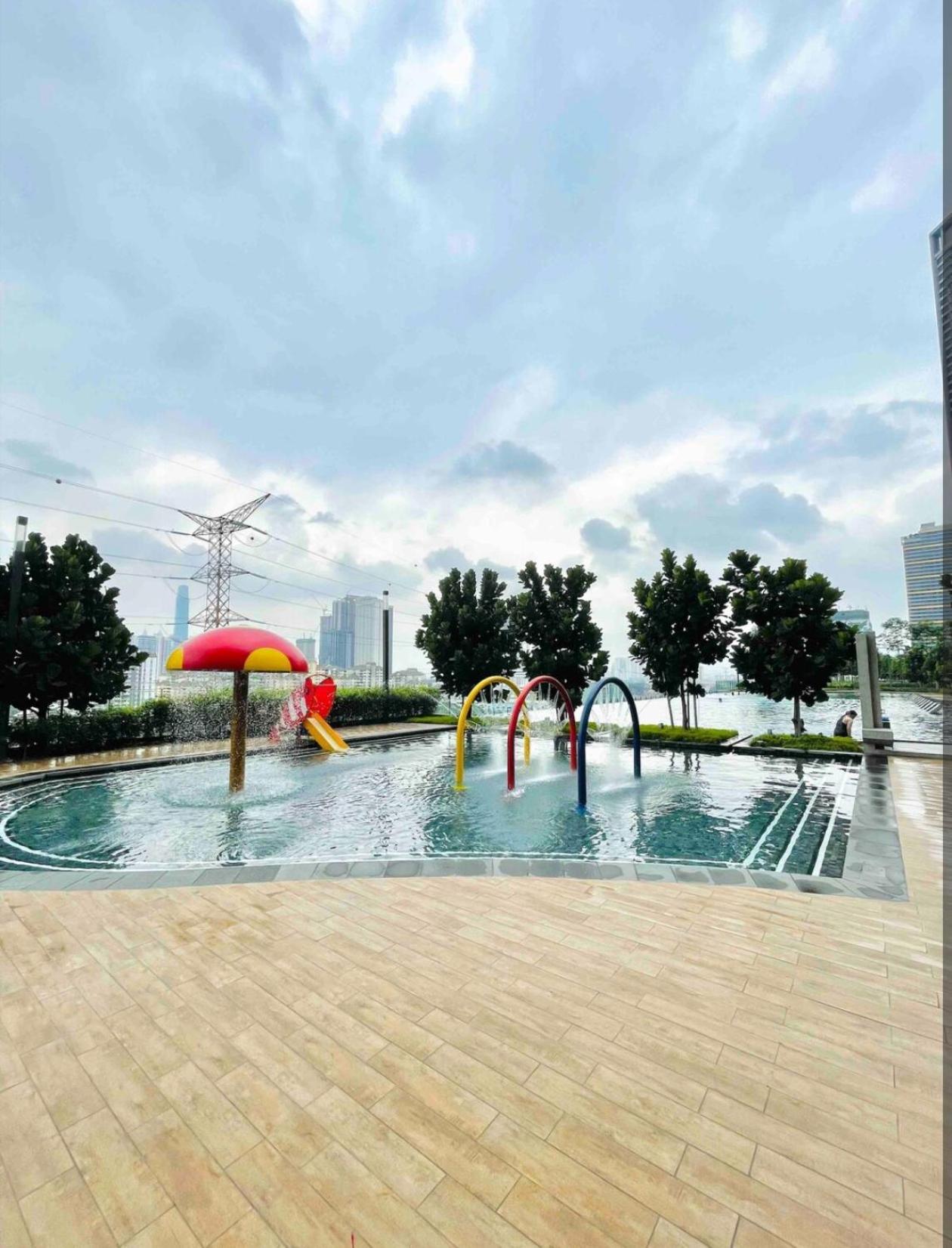 M Vertica By Seroja Coliving *